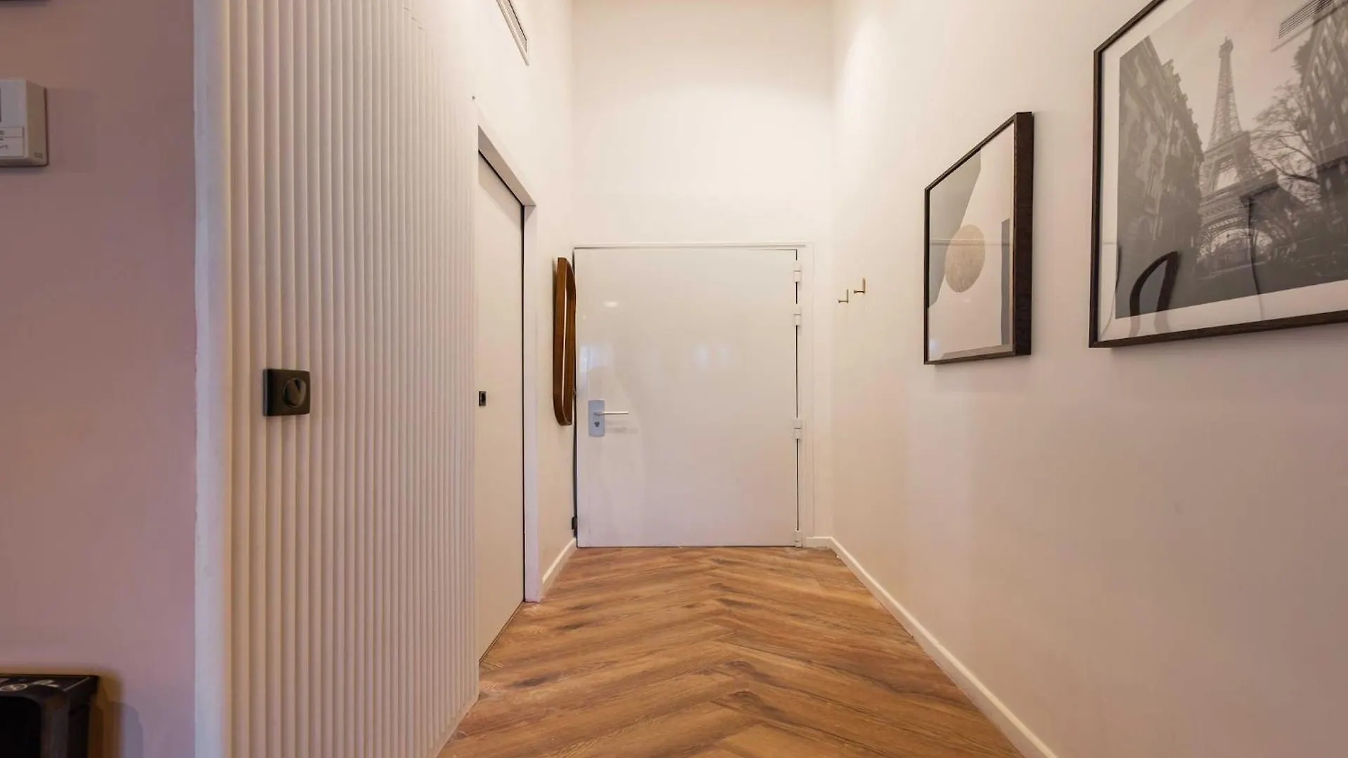 Apartment Studio Cosy - Wagram Arc Triomphe Paris France